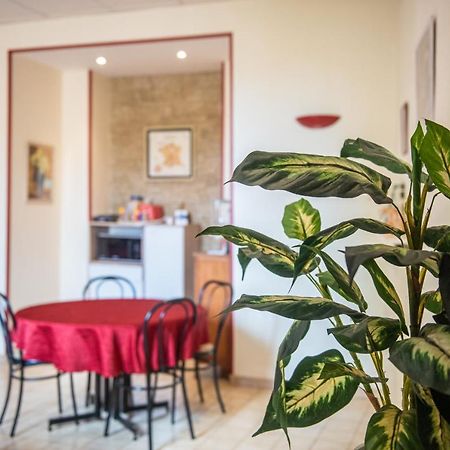 Hotel Du Lez Bollène Εξωτερικό φωτογραφία